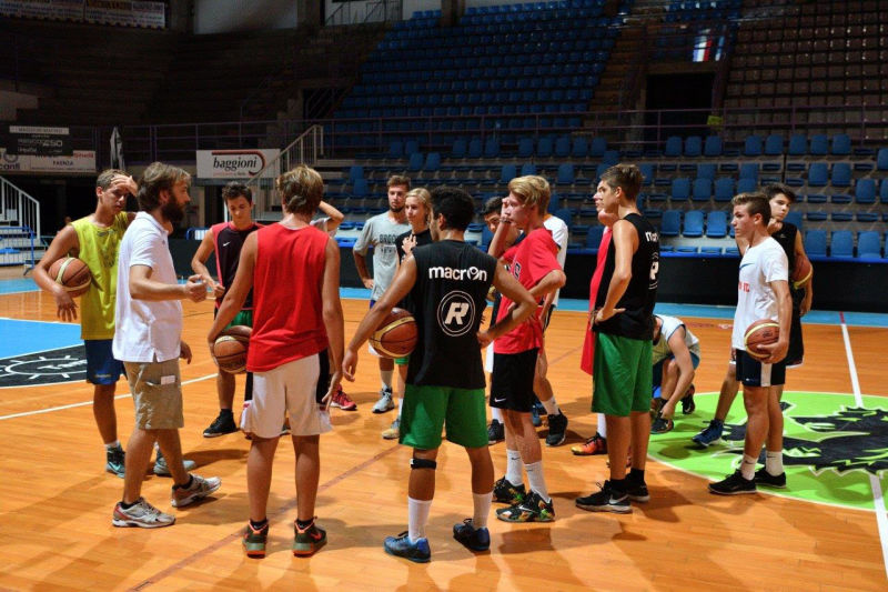 Under 18: Il Basket 95 Supera Al Fotofinish Il Basket Gardini Fusignano