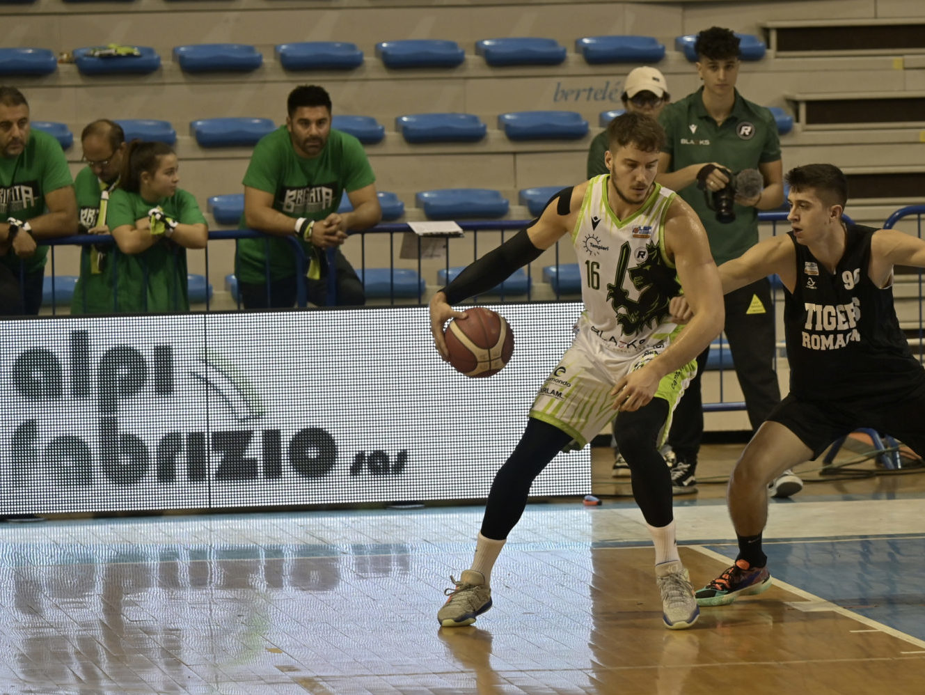 Blacks – Andrea Costa Imola: Derby Con In Palio Punti D’oro